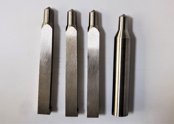 Pin de moldação não padrão plástico feito sob encomenda do ejetor da inserção da modelação por injeção de FDAC