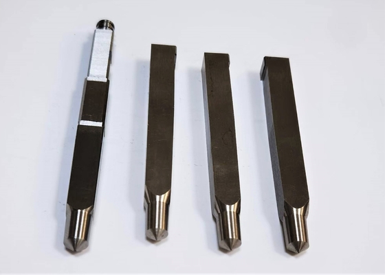 Acessórios da modelação por injeção de SKD61 DME que gerenciem o Pin fazendo à máquina do núcleo da inserção do molde